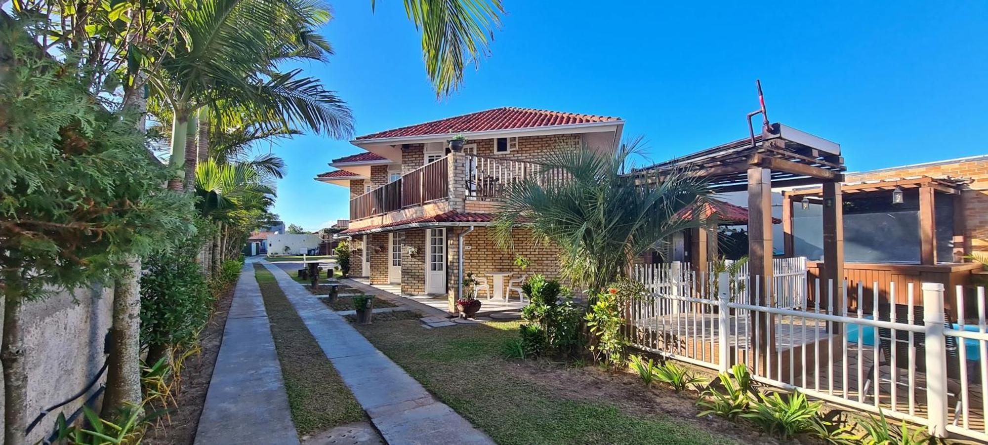 Pousada Recanto Edenico - A Beira Mar Da Praia Ponta Do Papagaio, Palhoca Sc Palhoça Exterior foto