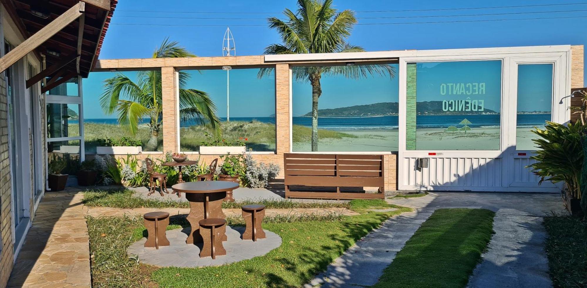 Pousada Recanto Edenico - A Beira Mar Da Praia Ponta Do Papagaio, Palhoca Sc Palhoça Exterior foto