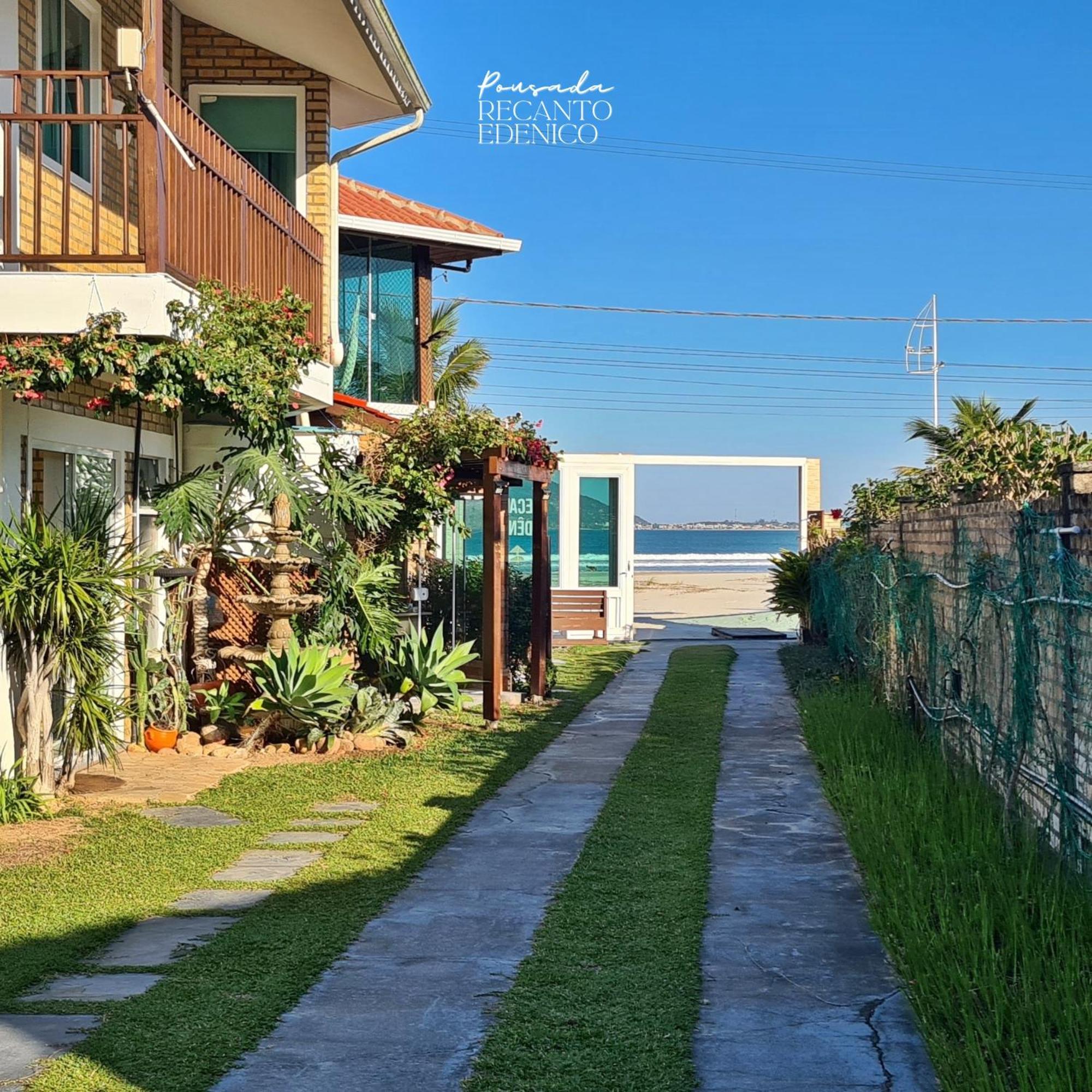 Pousada Recanto Edenico - A Beira Mar Da Praia Ponta Do Papagaio, Palhoca Sc Palhoça Exterior foto